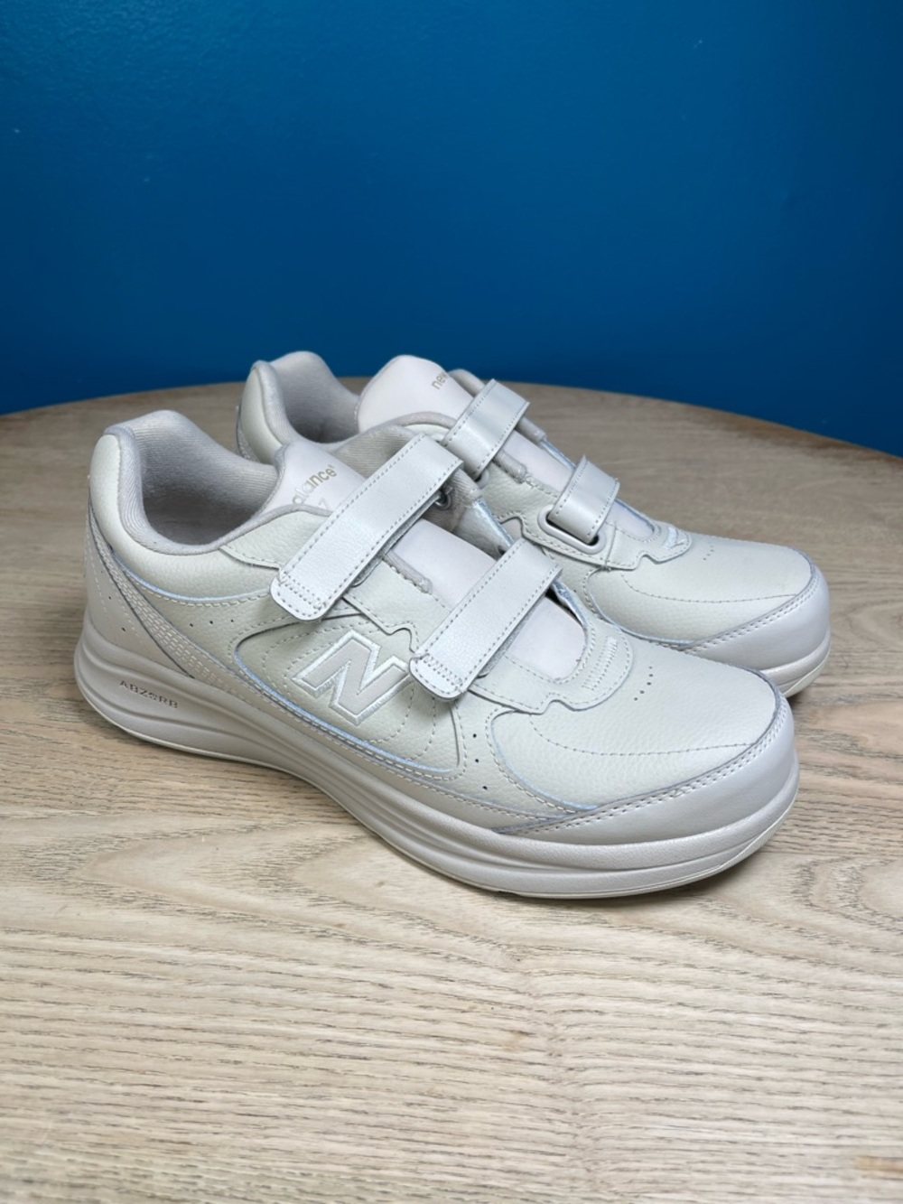 New Balance Men’s Walking Shoes MW577VB Hook Loop Strap Comfort Bone Size 9